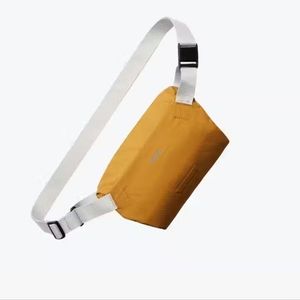 Bellroy Lite Sling Mini